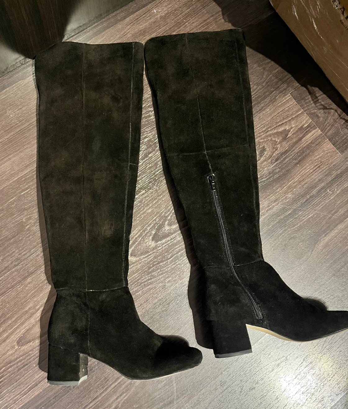 Black Suede Knee-High Boots - photo 2