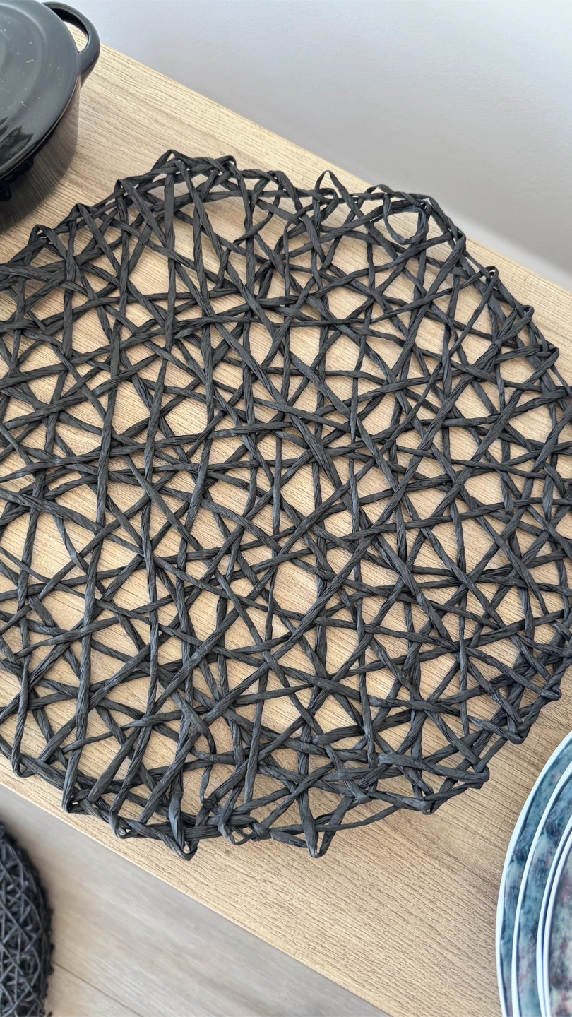 Woven Round Placemats (Set of 8)