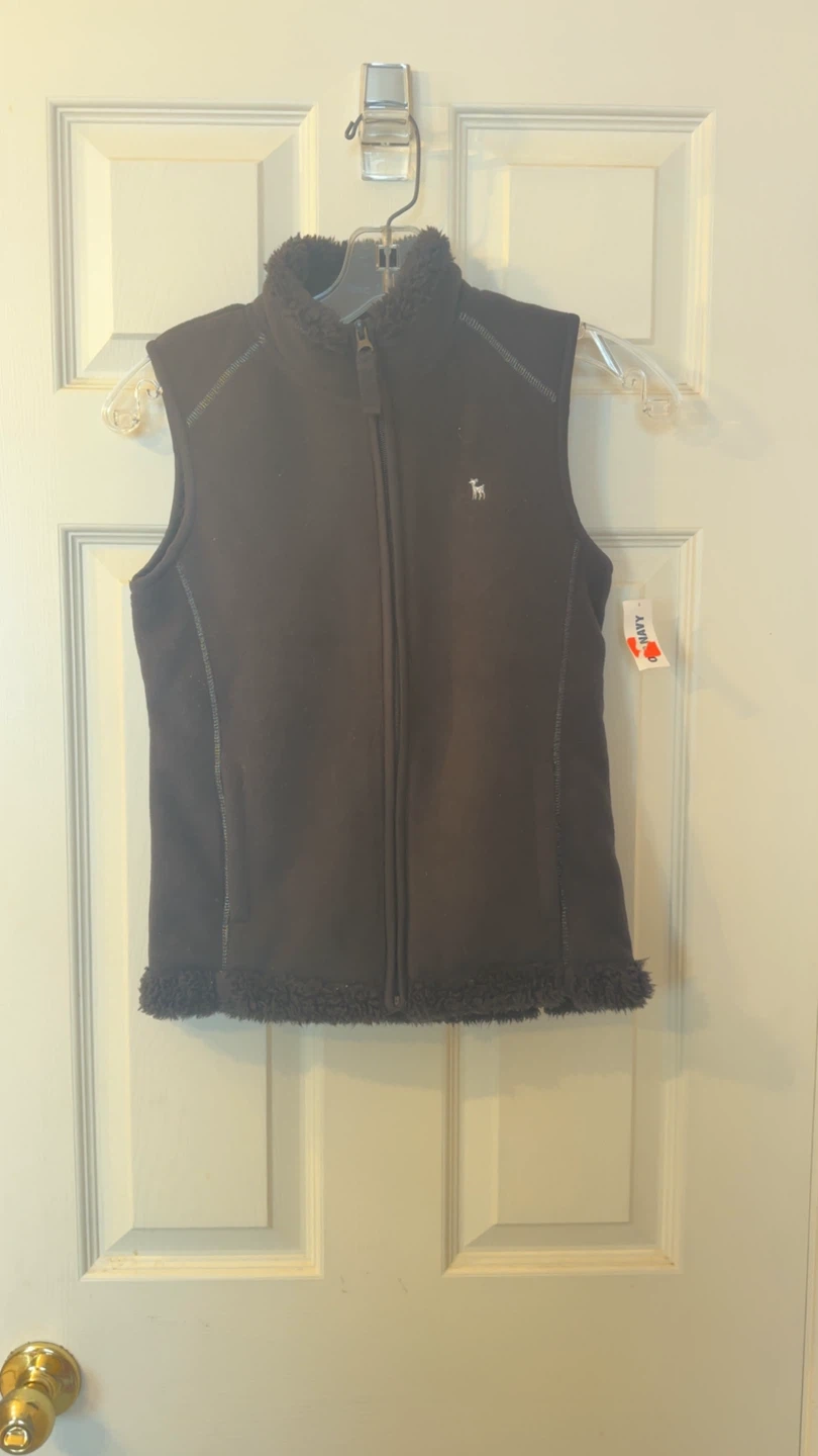Old Navy Black Faux Fur Lined Vest