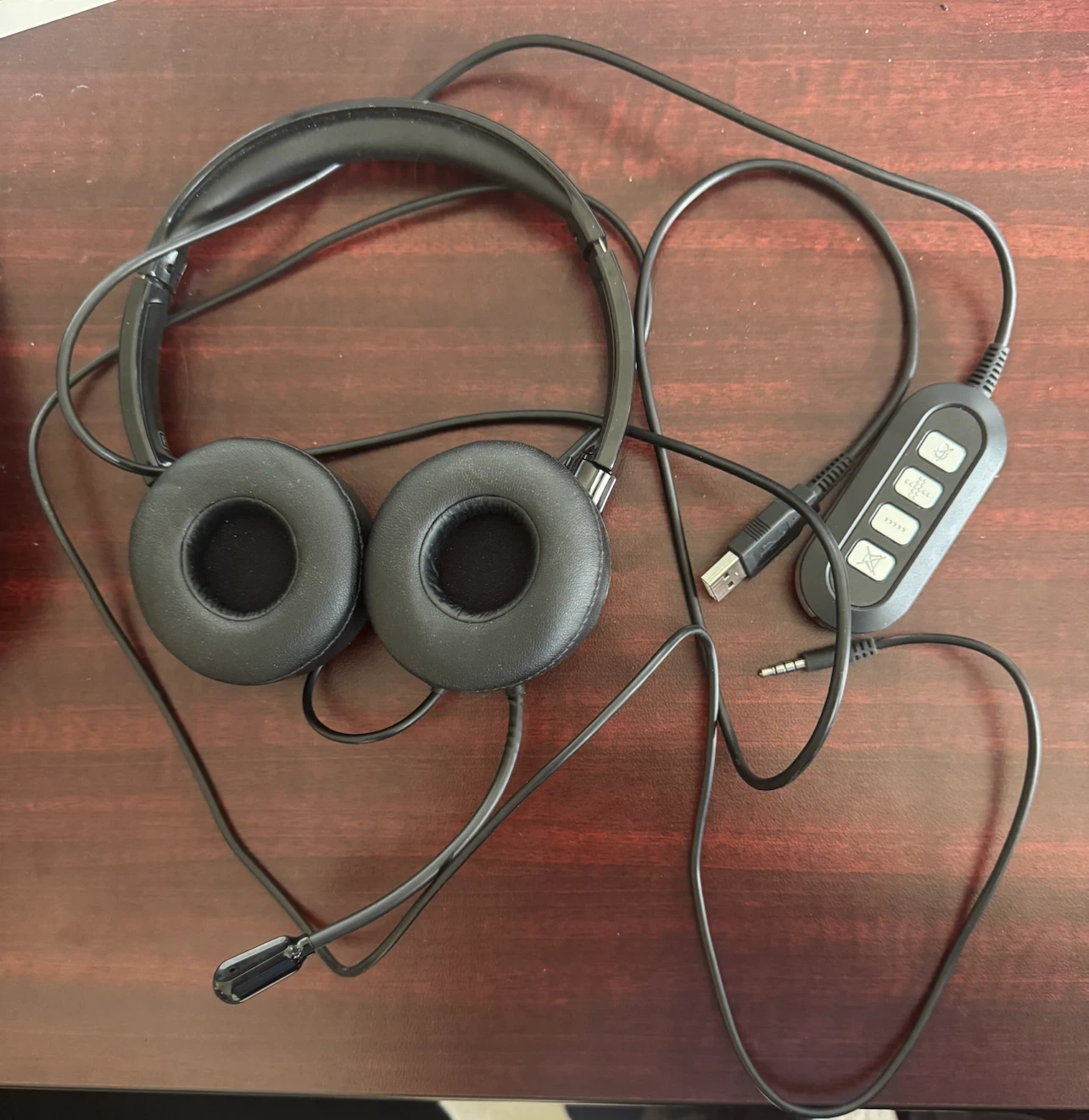 MPOW Black Over-Ear Headphones with In-line Controls - photo 2