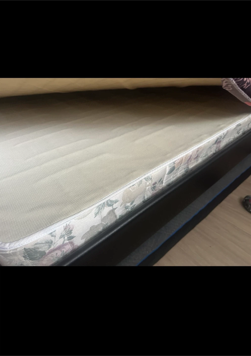 Queen spring box +bed frame - photo 2