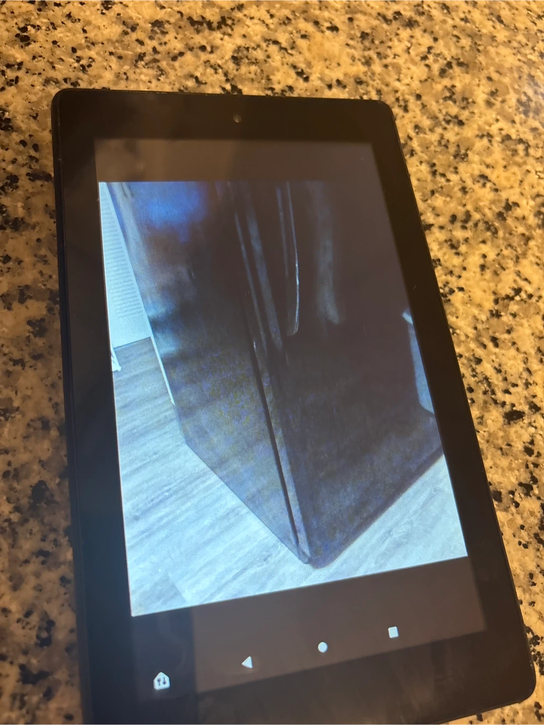 amazon fire tablet - photo 5