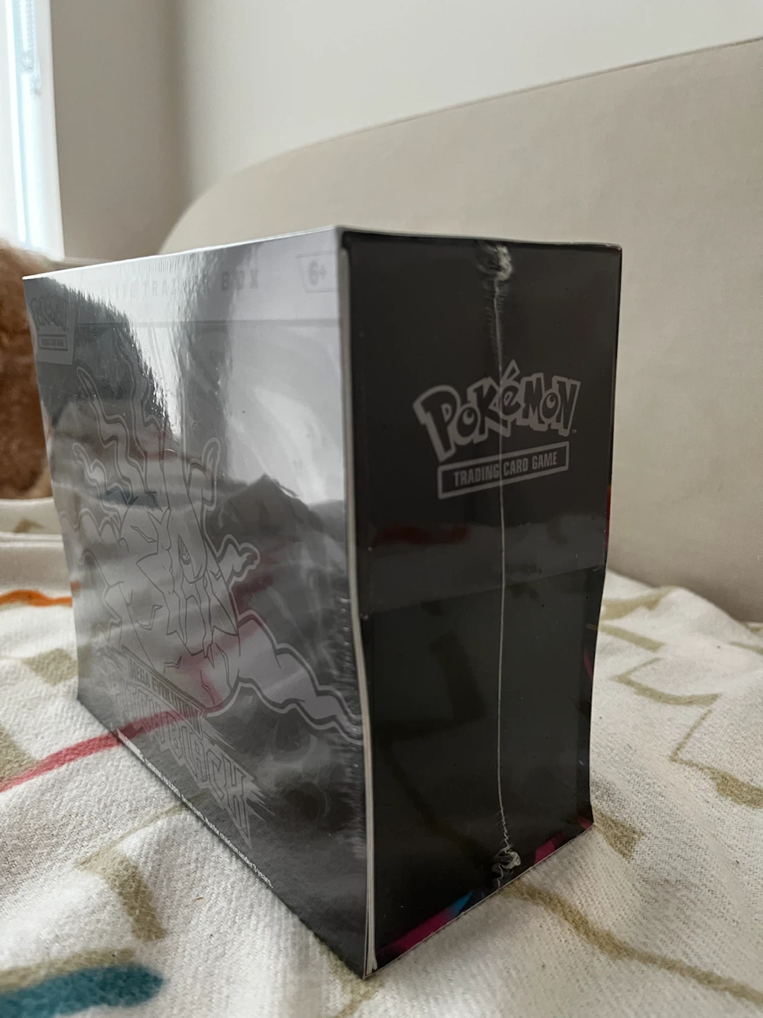 Pokemon Mega Evolution Pitch Black Elite Trainer Box - photo 4
