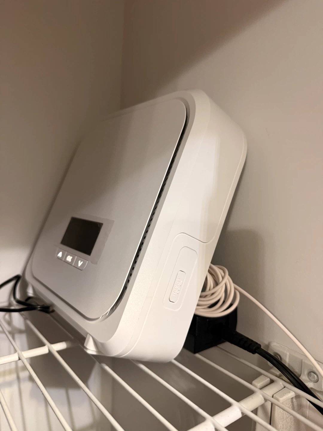 Bell Home Wifi Service 50Mbps - photo 2