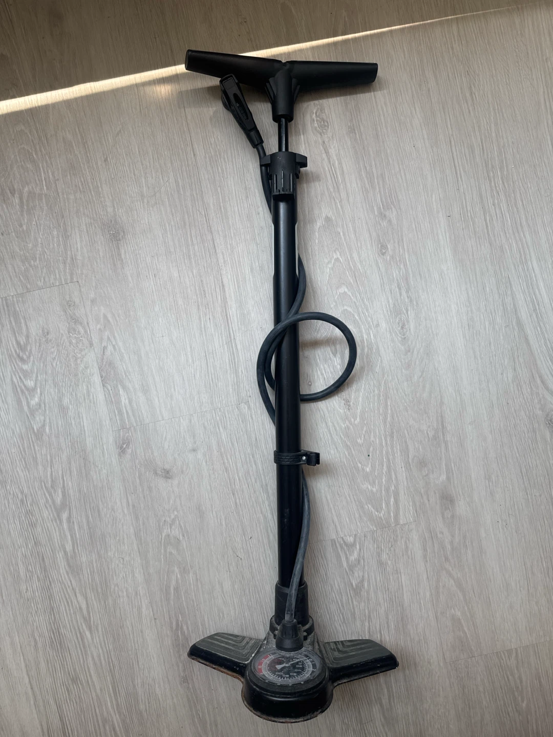 Floor Bike Pump with Gauge - photo 3