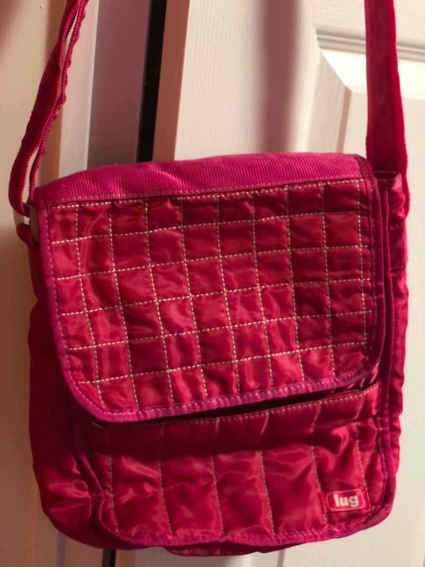 Lug crossbody purse