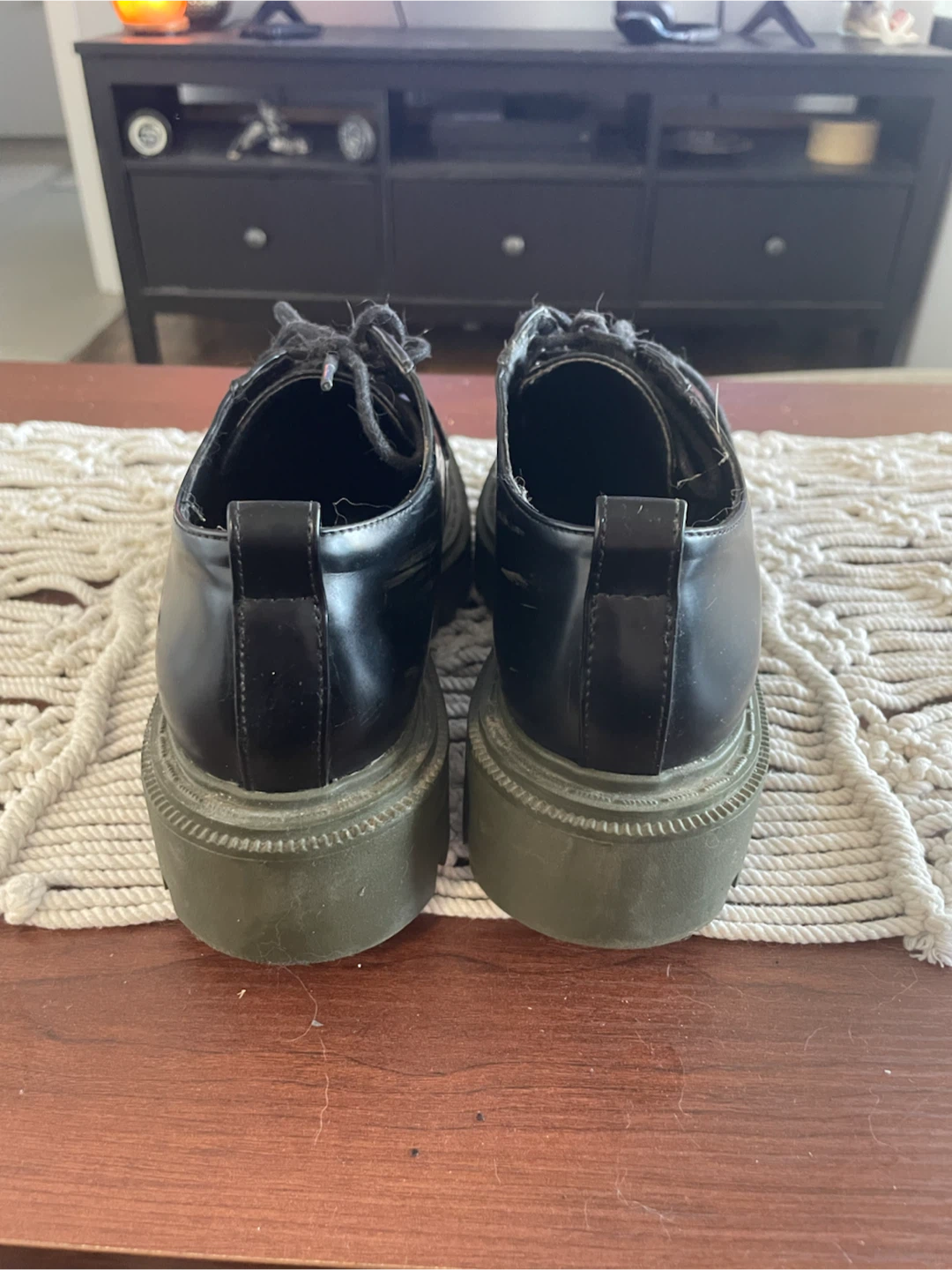 OBO! ALDO Black Platform Lace-Up Shoes Size 7/7.5 - photo 2