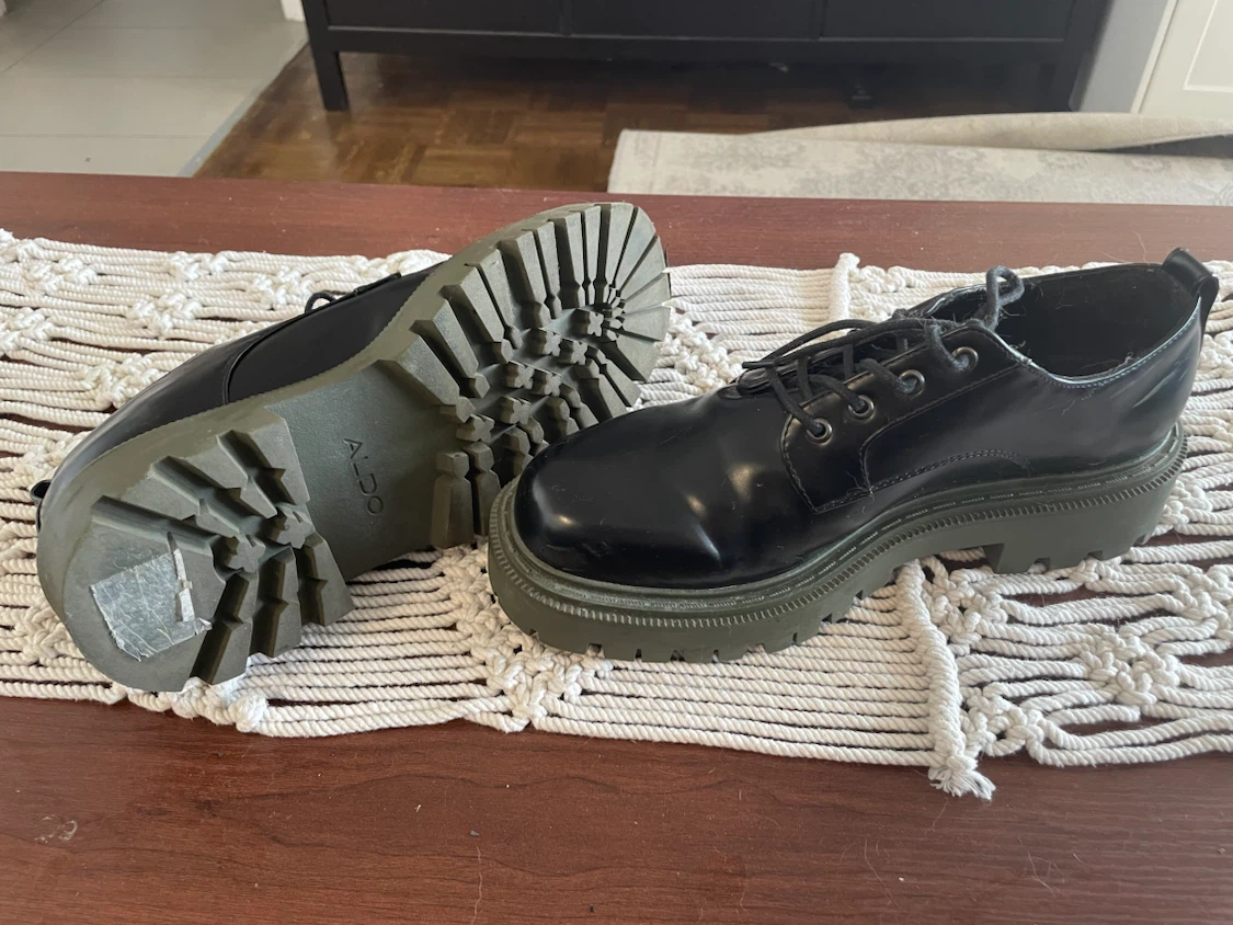 OBO! ALDO Black Platform Lace-Up Shoes Size 7/7.5 - photo 3