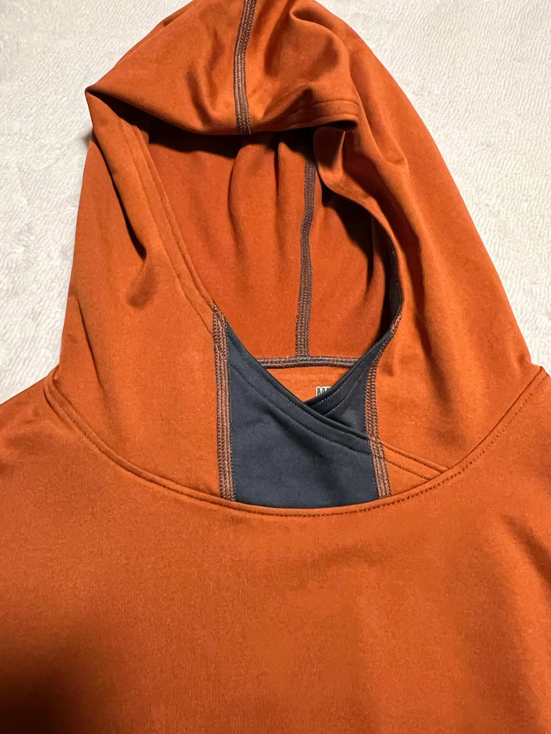 Under Armour Orange Hoodie - Size M - photo 2