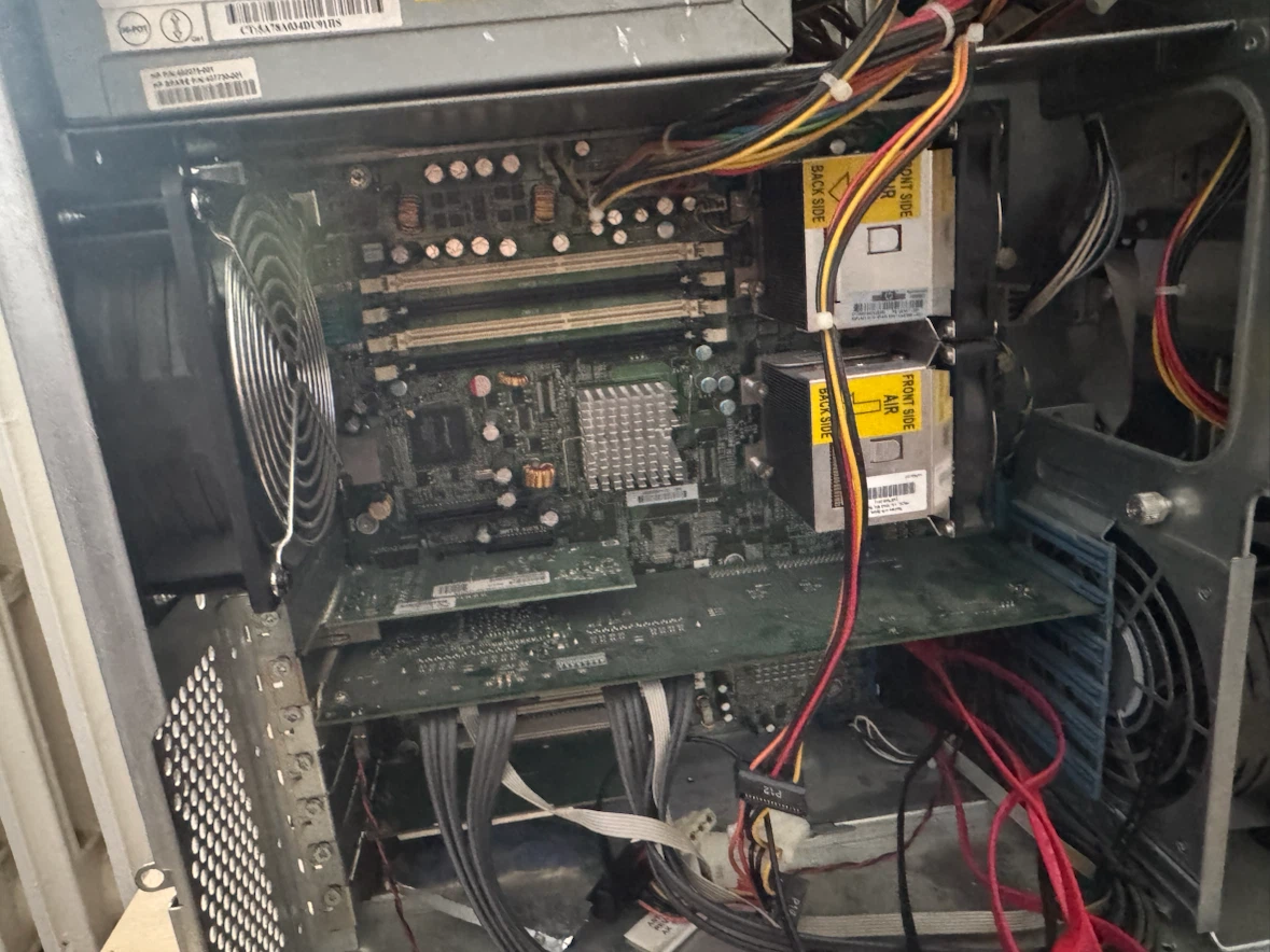 HP Pavilion Desktop PC – 2× 500GB HDD – Turns On - photo 2