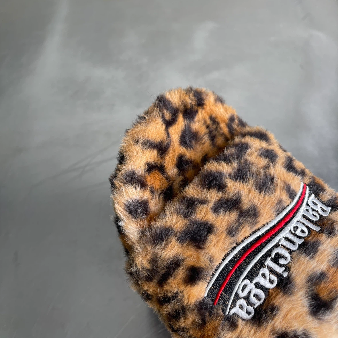 Balenciaga leopard slides - photo 2