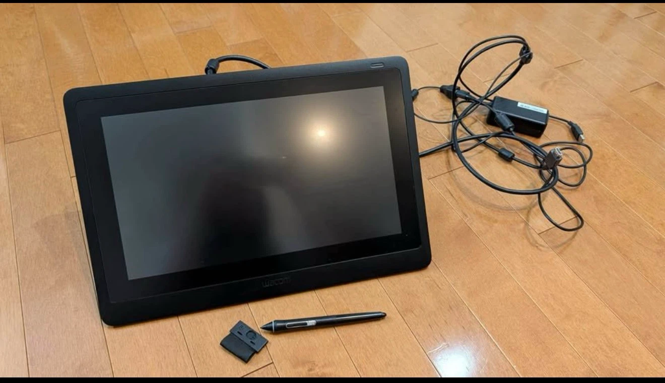 Wacom Cintiq 16 Drawing Tablet