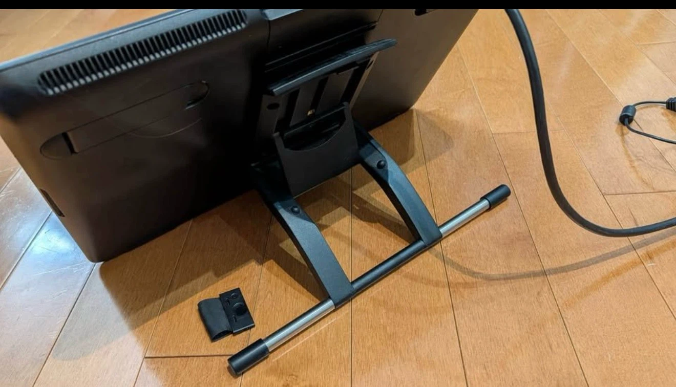 Wacom Cintiq 16 Drawing Tablet - photo 3