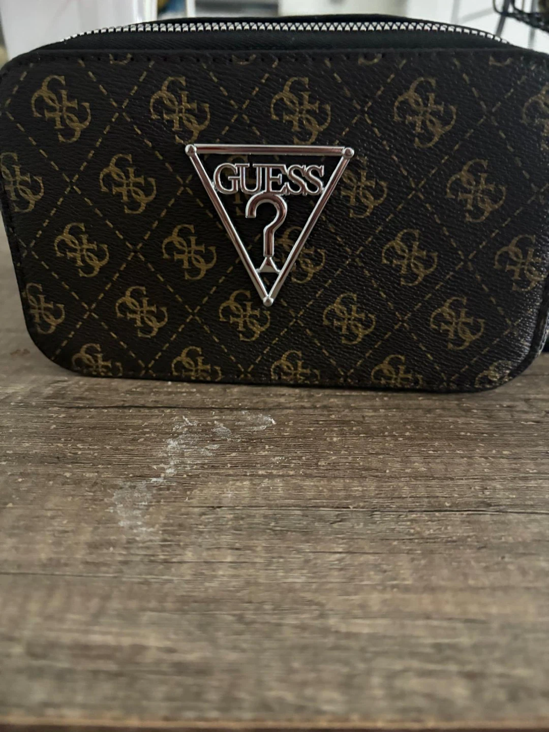 Guess crossbody bag with logo strap - photo 3