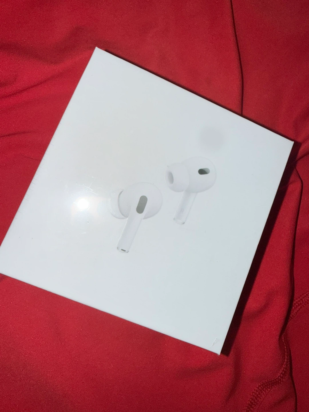 Apple AirPods Pro (2nd generation) with MagSafe Charging Case - photo 2
