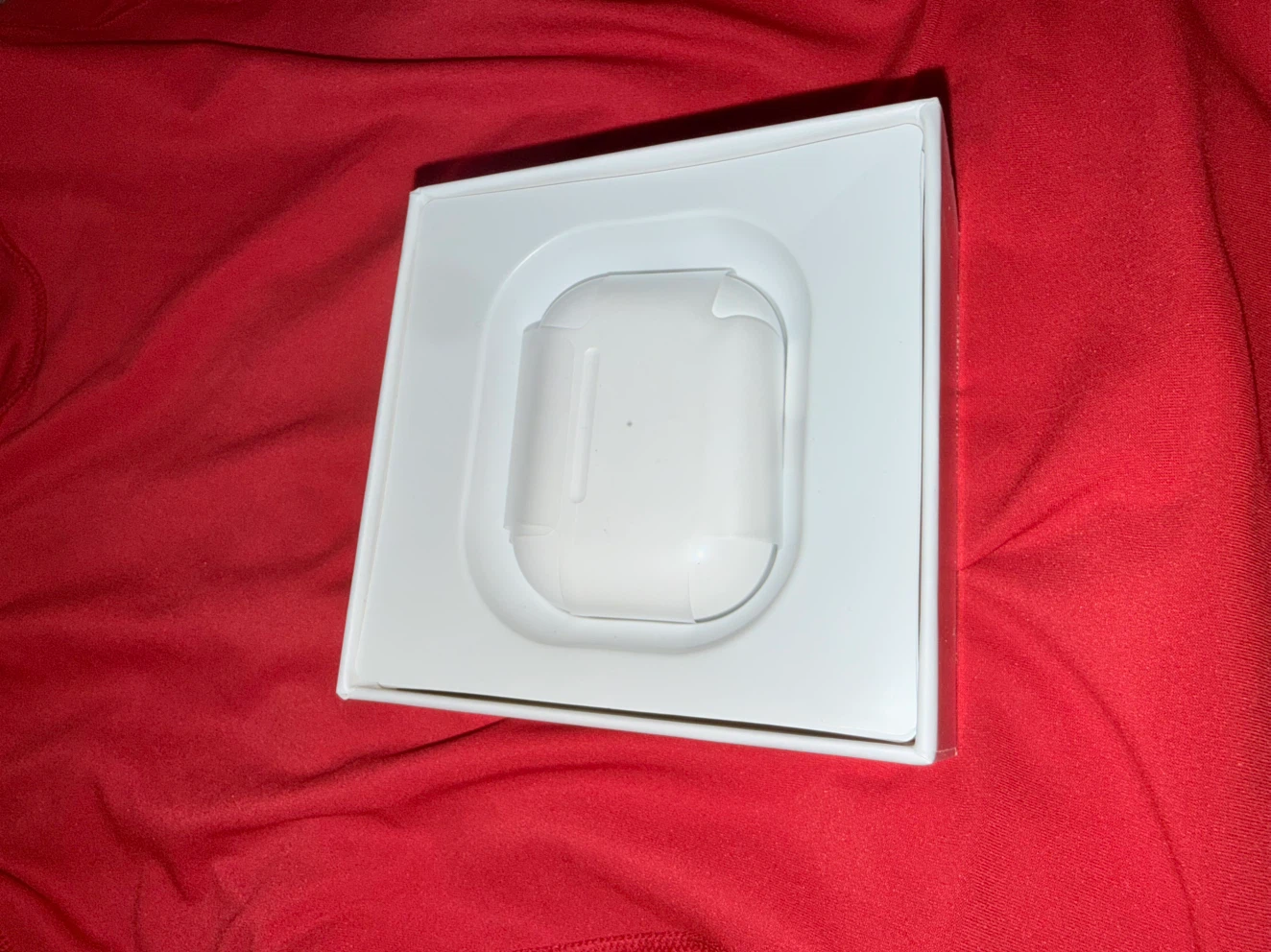 Apple AirPods Pro (2nd generation) with MagSafe Charging Case - photo 4