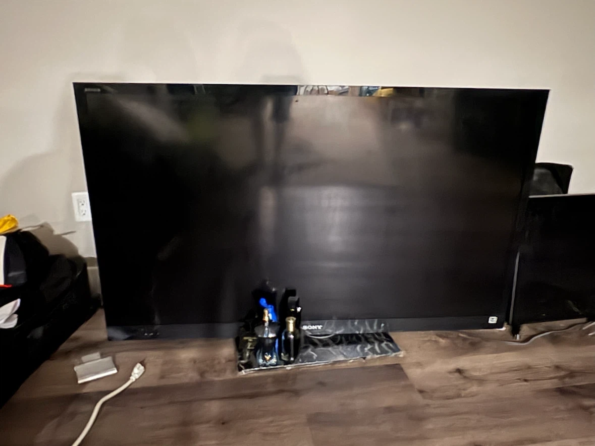 Large 50’’ Sony TV