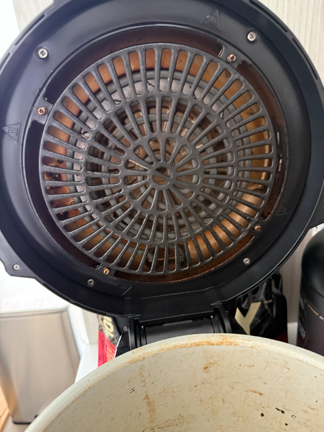 Used Ninja Foodi Airfyrer + Pressure cooker - photo 3