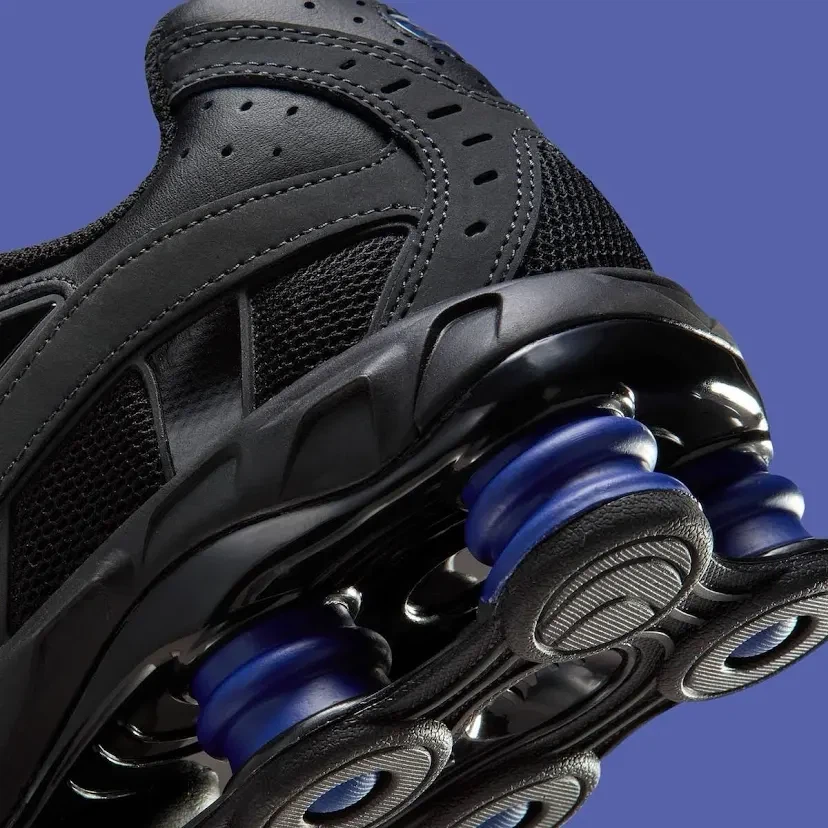 Nike Shox Black Athletic Shoes - photo 4