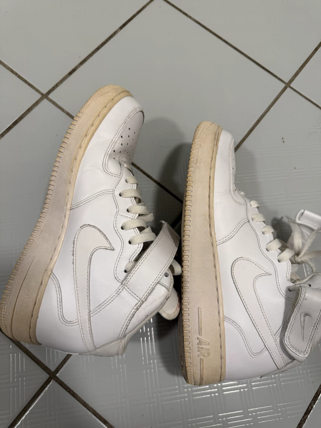 Nike Air Force 1 Mid White Leather Sneakers - photo 3