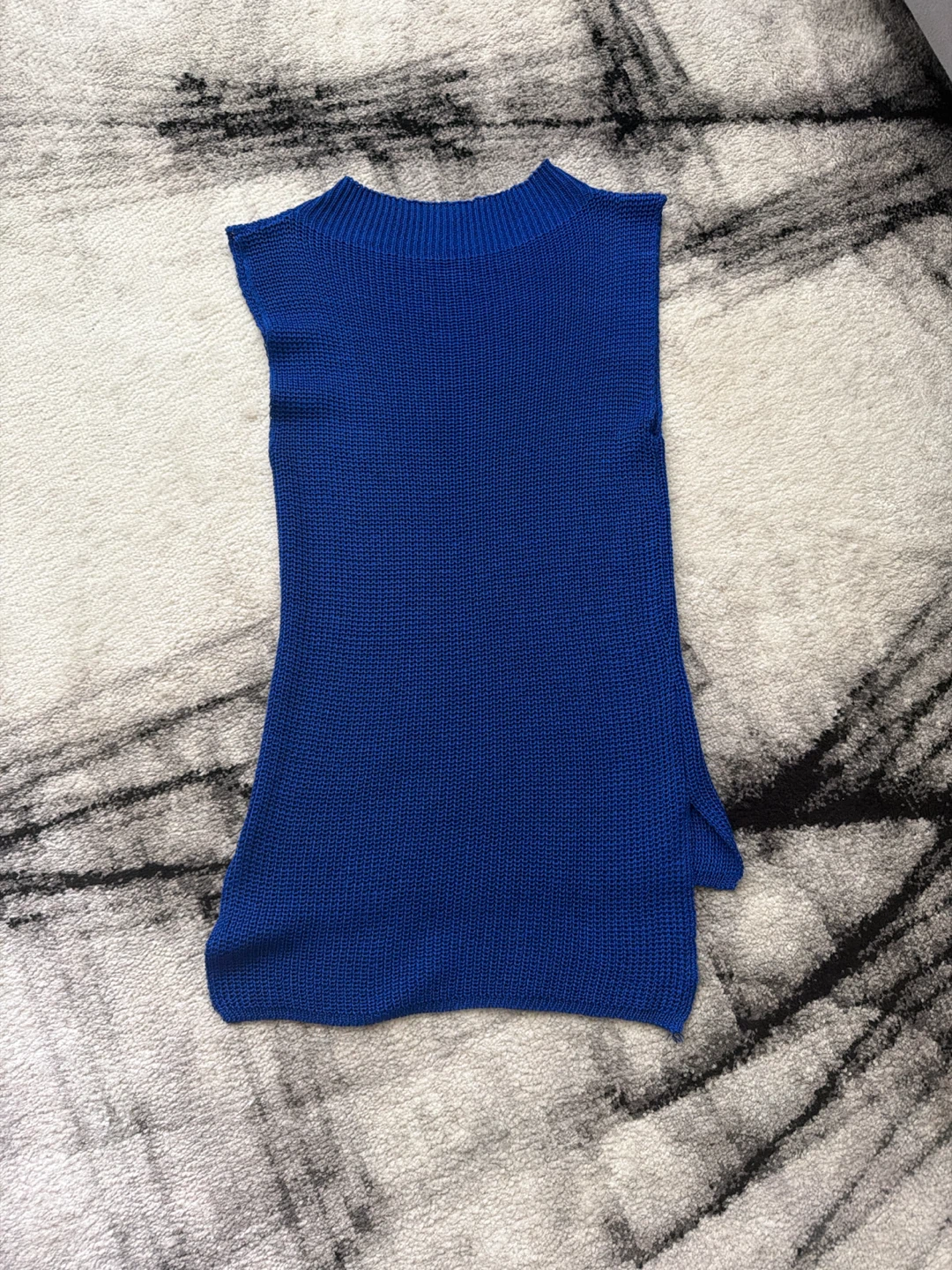 Blue Knit Sweater Vest and White Collared Shirt Set - photo 2