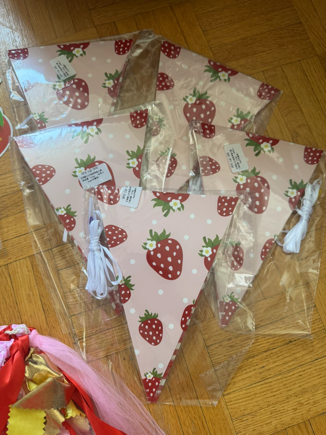 Berry First Birthday Decoration Kit - photo 5