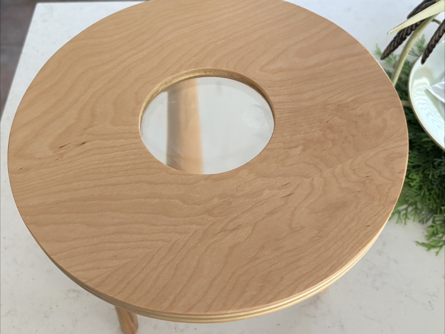 Wooden Display Stand with Magnifying Glass - photo 2
