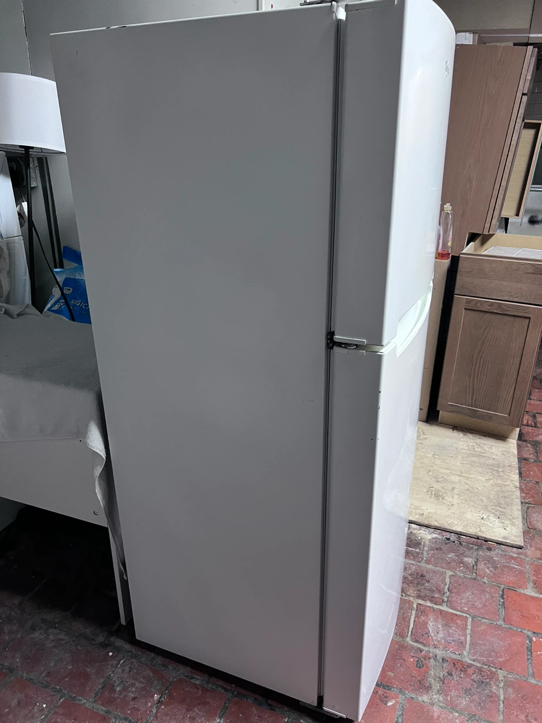 Whirlpool Refrigerator - photo 3