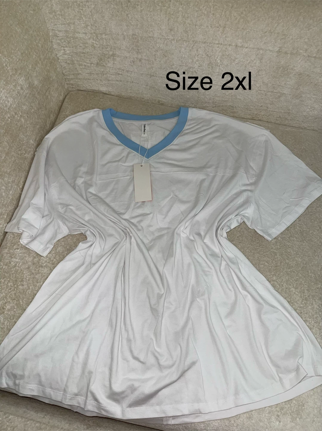 Women’s clothing lots. Check pictures for sizes - photo 3