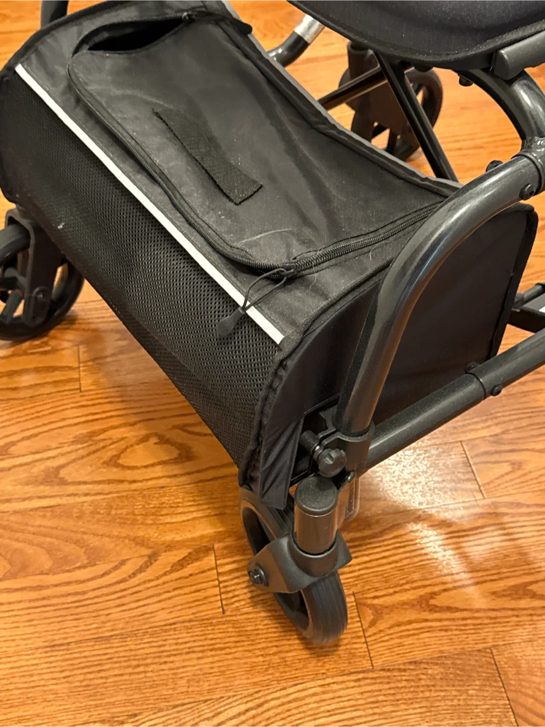 Human Care Nexus One Rollator walker/seat in mint condition - photo 3