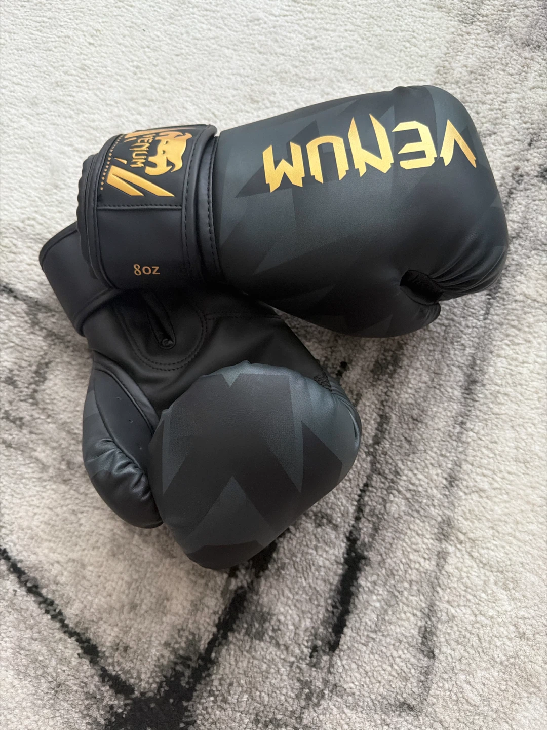 Venum 8oz Boxing Gloves - photo 3