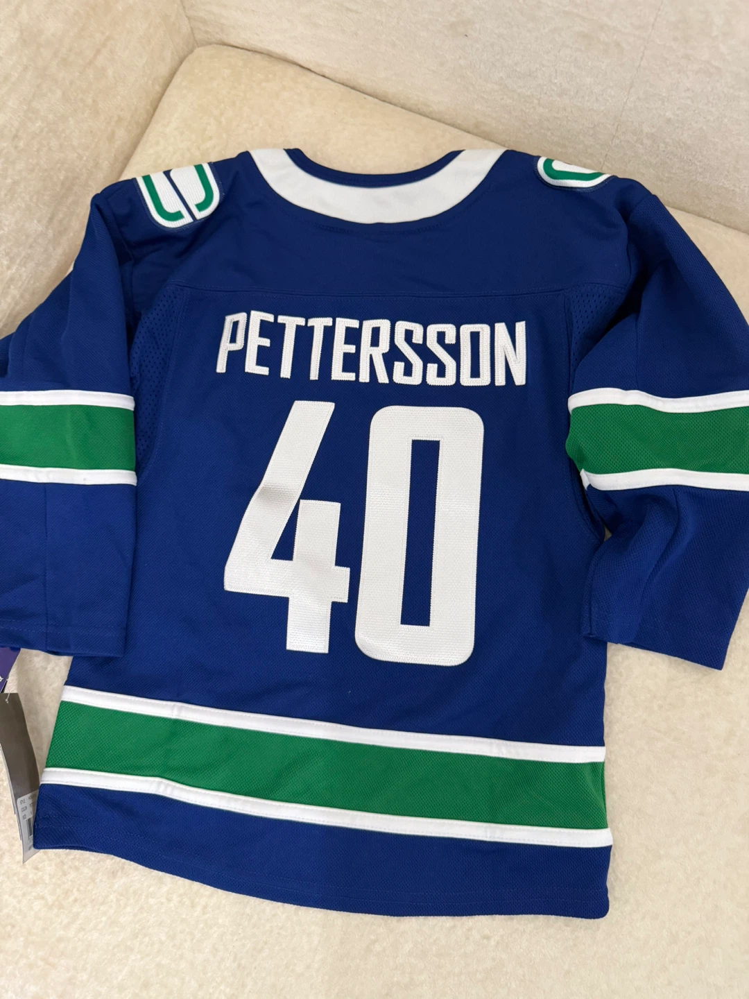 Vancouver Canucks Petterrson Jersey - photo 3