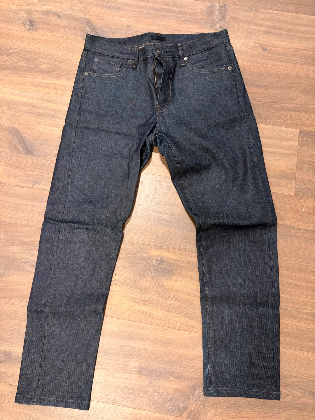 Uniqlo Slim Stright Selvdge Jeans 32inch waist 28 inch inseem