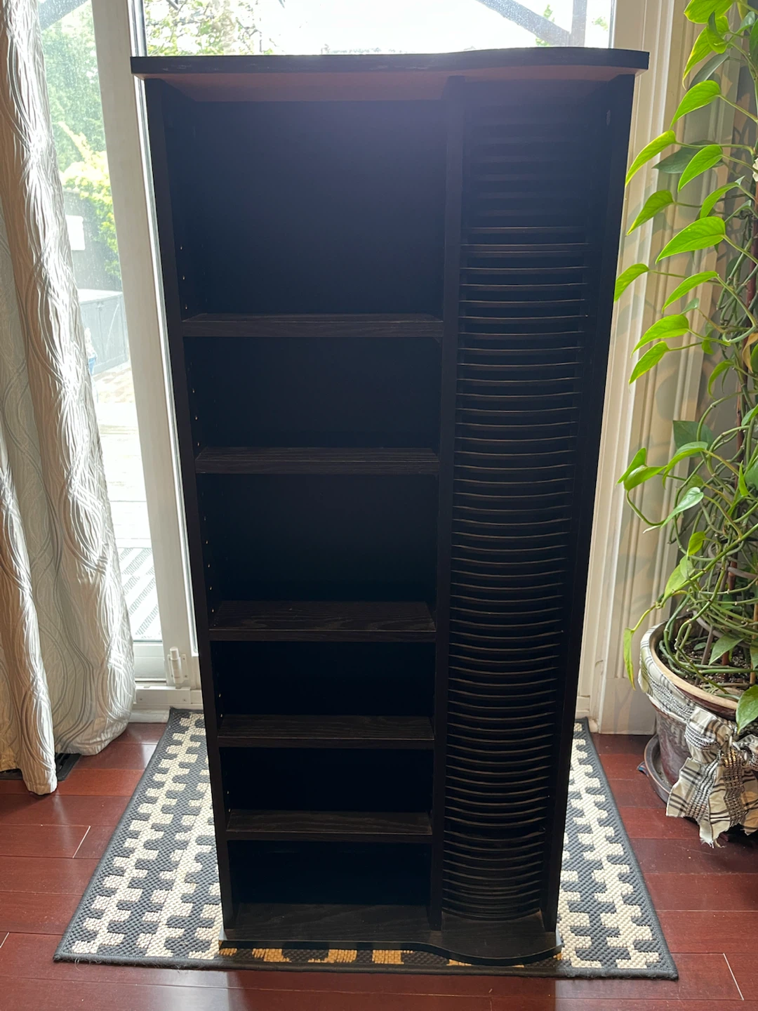 Shelf Unit