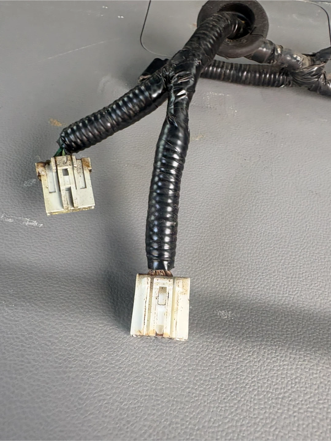 09 Honda Pilot back up camera harness - photo 2