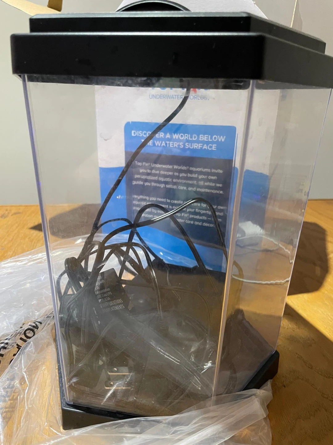 Top Fin Hexagon Aquarium - 2 Gallon - photo 2