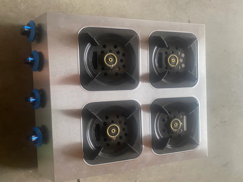 4-Burner Stainless Steel Commercial Gas Stove - photo 2