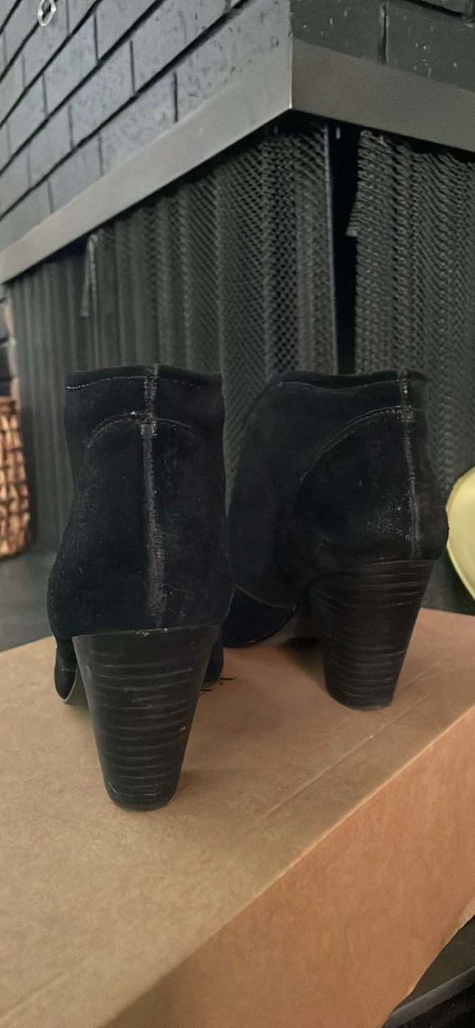 Black Suede Heeled Ankle Boots - photo 3