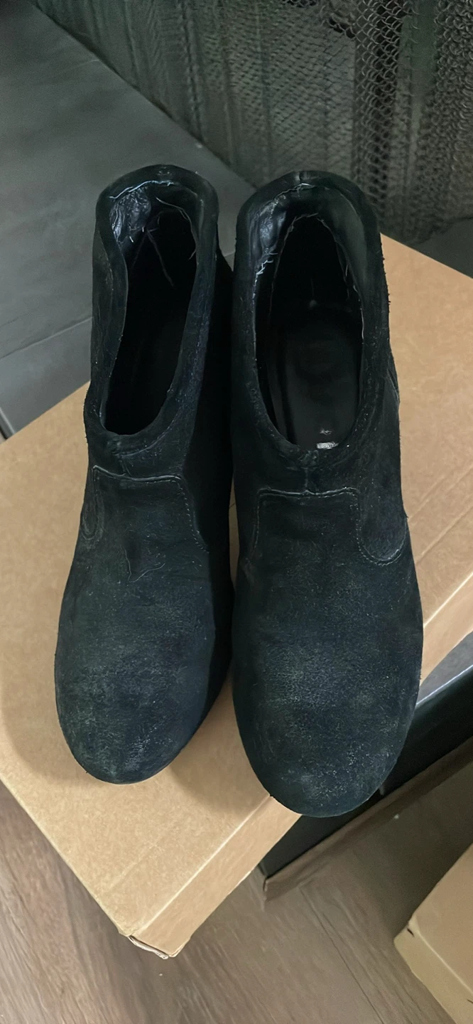 Black Suede Heeled Ankle Boots - photo 5
