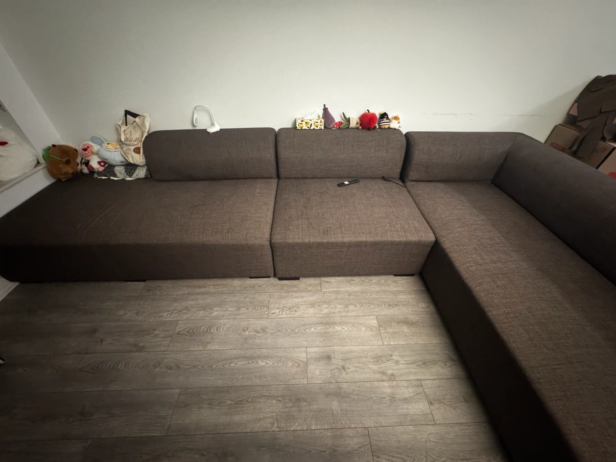 3-Piece Modular Sectional Sofa – Like New - photo 4