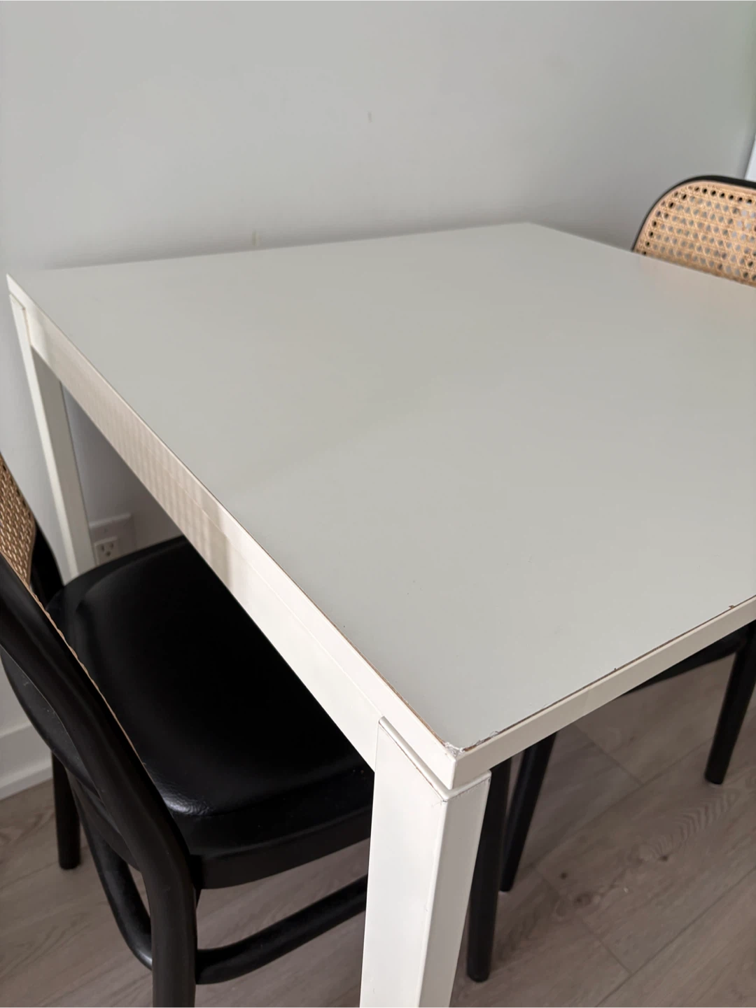 Dining table 29.5” - photo 4