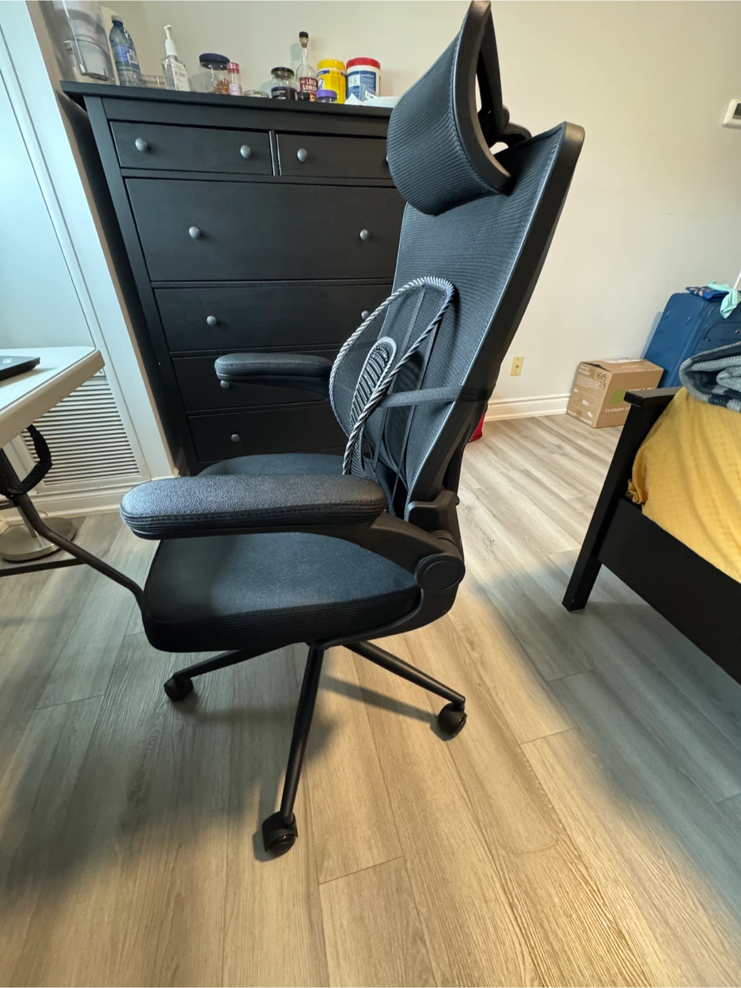 Ergonomic Office Chair with Lumbar Support - photo 2