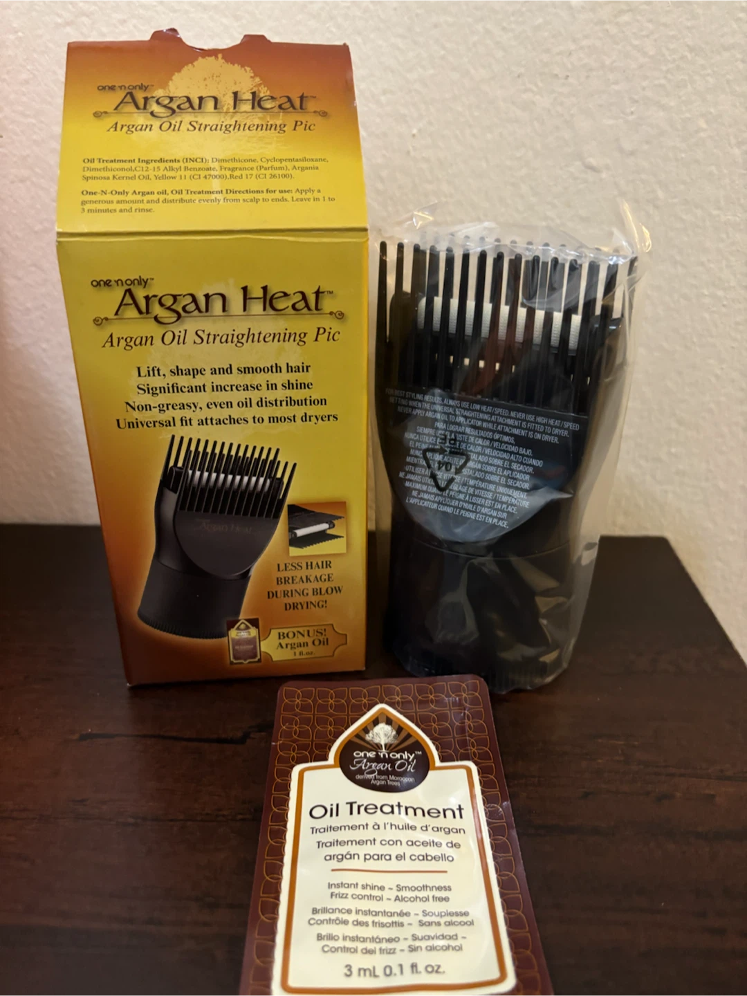 NEW-Argan Heat Argan Oil Straightening Pic Kit
