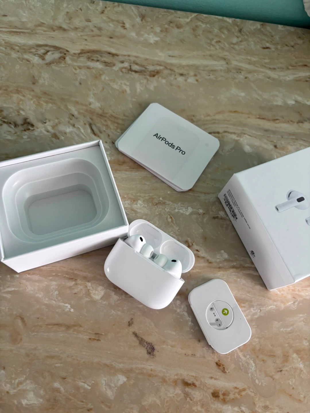 Apple AirPods Pro ANC (3rd Gen) - photo 3