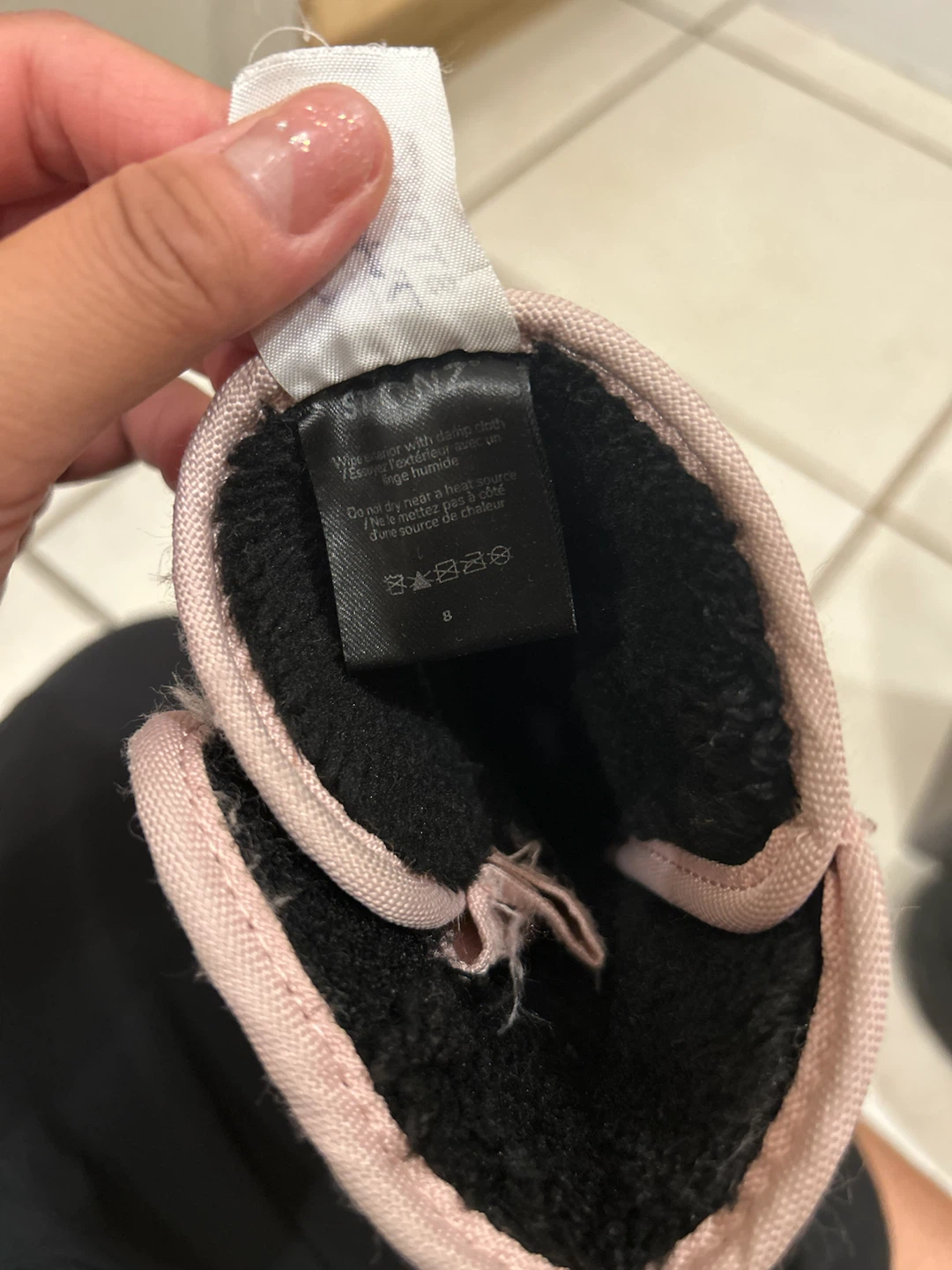 Stonz Pink Winter Boots - Size 8 - photo 2