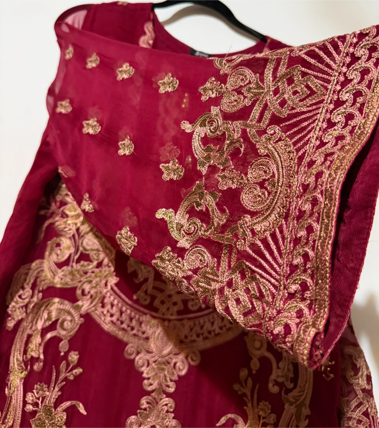 Jasmine Red Embroidered Kurti and Pants Set - photo 5