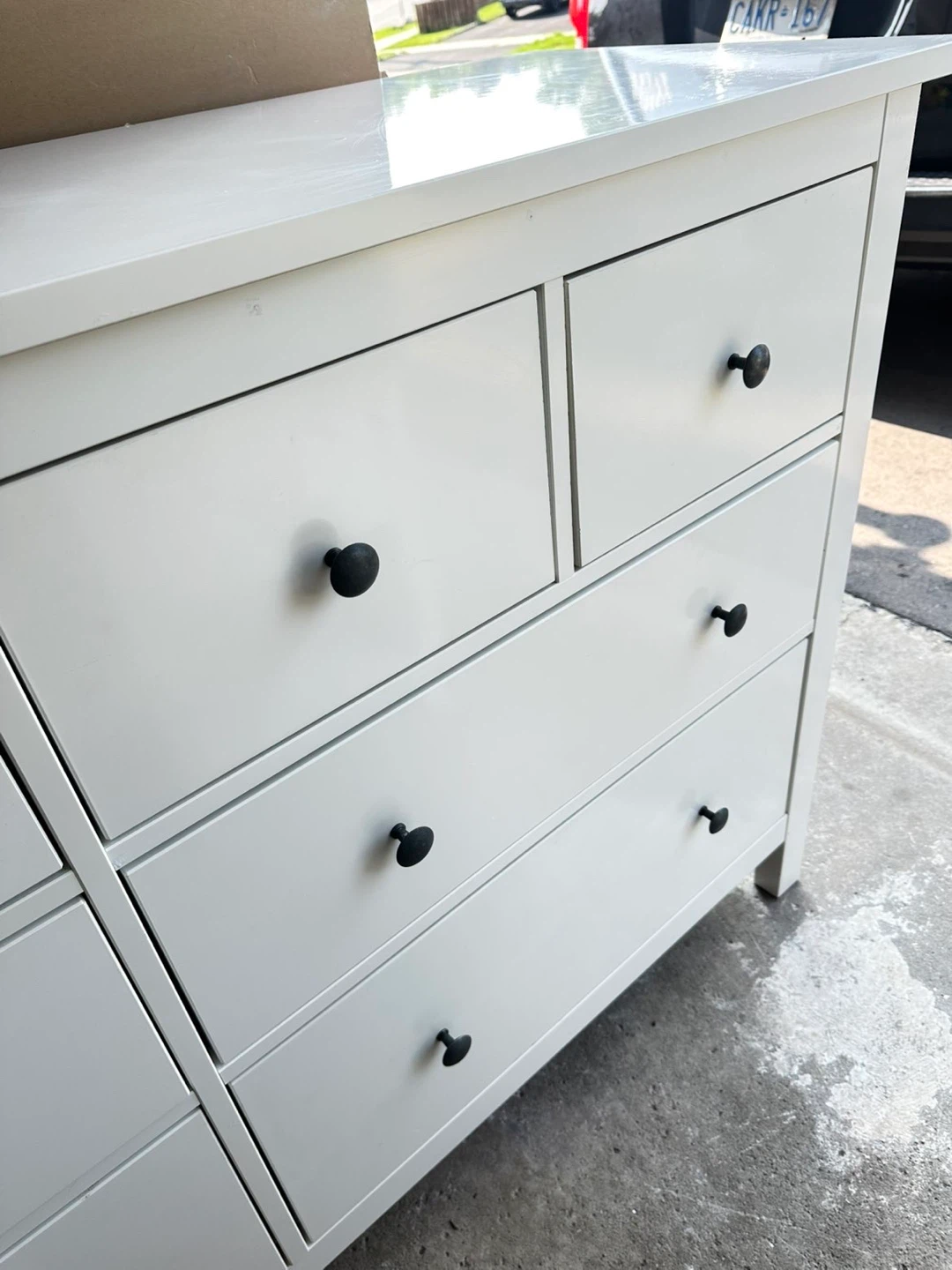 White 8-Drawer Dresser - photo 3