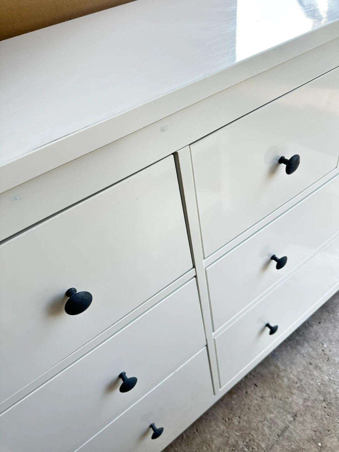 White 8-Drawer Dresser - photo 4