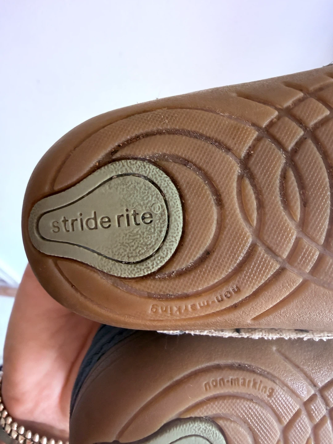Stride Rite Kids Sneakers size 4,5 - photo 3