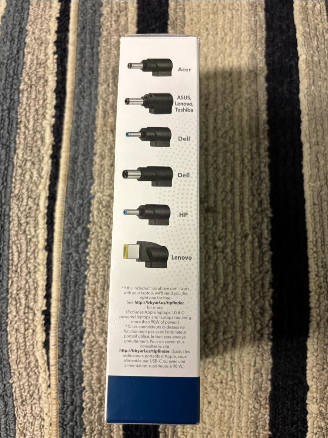 Insignia Universal 90W Laptop Charger - photo 2